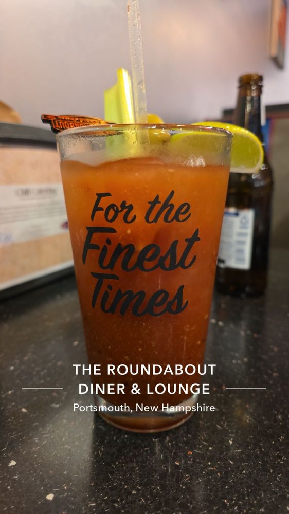 Roundabout Diner & Lounge