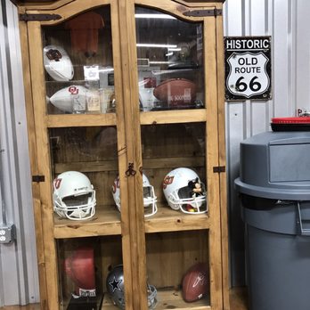 Boompa's Burgers - This is the rest of the sports memorabilia. Elgin's idea of a sports bar. - American Near Me - Elgin, Oklahoma Boompa's Burgers - This is the rest of the sports memorabilia. Elgin's idea of a sports bar. - American Near Me - Elgin, Oklahoma
