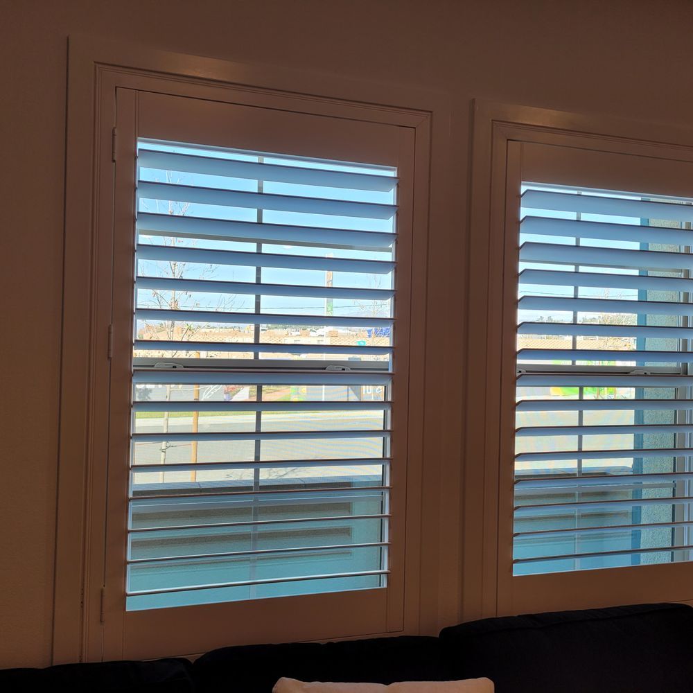 EsVata Window Covering - Outside-facing louver bar is very subtle - Shutters Near Me - Chino, California EsVata Window Covering - Outside-facing louver bar is very subtle - Shutters Near Me - Chino, California