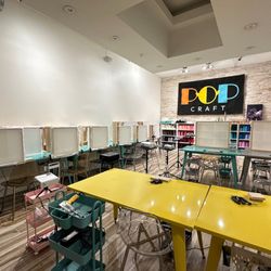 POP Craft - Pop Craft at night