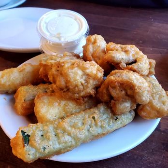 Barbara's Fishtrap - Tempura Zucchini + Tempura Mushroom - Seafood Near Me - Half Moon Bay, California