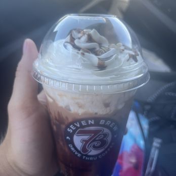 7 Brew Coffee - Small Brunette w/ whipped cream - Coffee & Tea Near Me - Parma, Ohio
