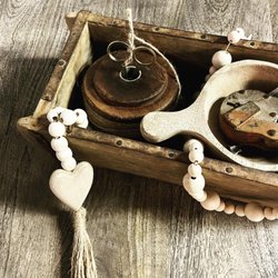 Avenue 19 - Unique finds to make all your friends ask "where did you get that?!"