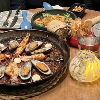 Suspiro - Paella de mariscos - Spanish Near Me - San Jose, California Suspiro - Paella de mariscos - Spanish Near Me - San Jose, California