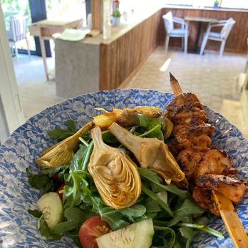 Lulu Mediterranean - Mediterranean Near Me - Edgewater, New Jersey