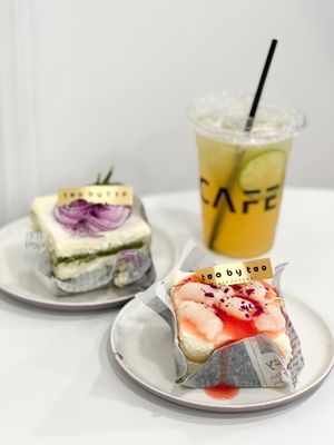 CAFE 2BY2 by null