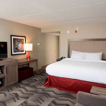 Hampton Inn & Suites by Hilton Thunder Bay - Guest room - Hotels Near Me - Thunder Bay, Ontario Hampton Inn & Suites by Hilton Thunder Bay - Guest room - Hotels Near Me - Thunder Bay, Ontario