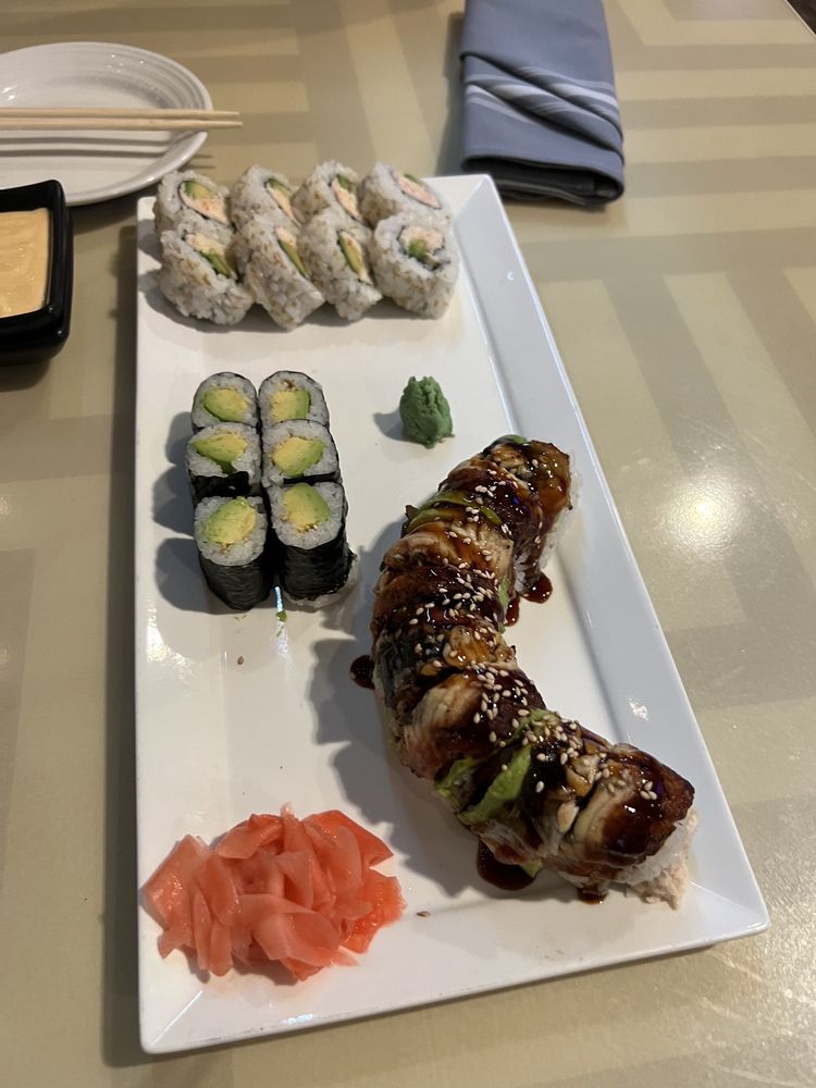 Glo Sushi Logo