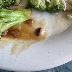Great Wall Super Buffet - A dead roach
