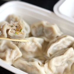 Chen's Dumpling House - D6 Fish Dumplings (10 pcs) 鱼肉饺子 ($10.45) - fish and corn inside