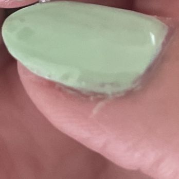Wynn Nails & Spa - Horrible gel manicure, look at those edges LMAO ITS SO BAD - Nail Salons Near Me - Irvine, California