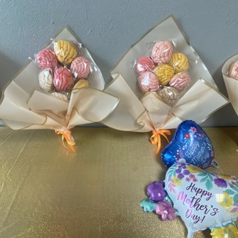 Mayra's Bakery - Mother's Day special - Bakeries Near Me - San Antonio, Texas