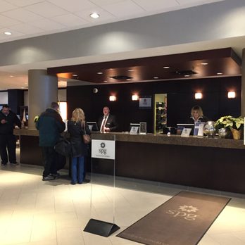 Sheraton Vancouver Guildford Hotel - Hotels Near Me - Surrey, British Columbia