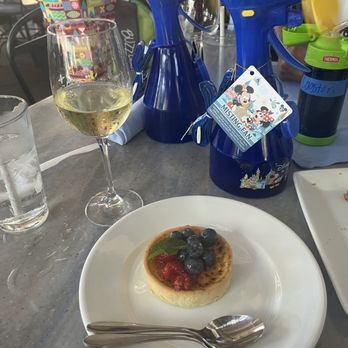 Cafe Orleans - Cr-me Br-l-e Tart McBride Sisters, Chardonnay - Cajun/Creole Near Me - Anaheim, California Cafe Orleans - Cr-me Br-l-e Tart McBride Sisters, Chardonnay - Cajun/Creole Near Me - Anaheim, California