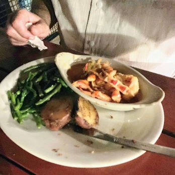Robinson's Wharf - Seafood Near Me - Southport, Maine