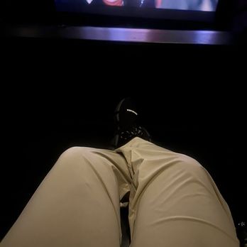 AMC Burbank 16 - Good seating - Cinema Near Me - Burbank, California AMC Burbank 16 - Good seating - Cinema Near Me - Burbank, California