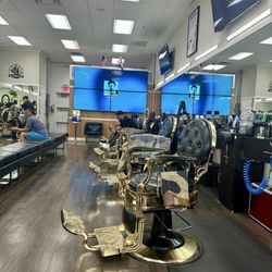 Ok barbershop - Elegant chairs
