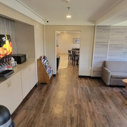 Comfort Inn Boston Milford - Breakfast/Business Center
