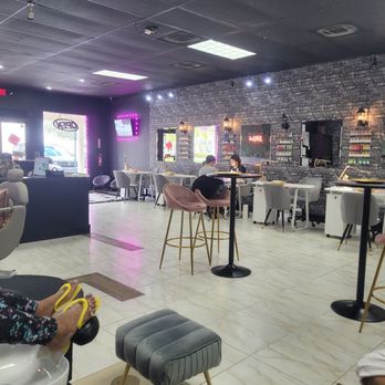 Hello Hi Nail Lounge & Bar - Nail Salons Near Me - Margate, Florida Hello Hi Nail Lounge & Bar - Nail Salons Near Me - Margate, Florida