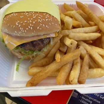 Sammy's Burger - Cheeseburger and fries - Burgers Near Me - Goodyear, Arizona Sammy's Burger - Cheeseburger and fries - Burgers Near Me - Goodyear, Arizona