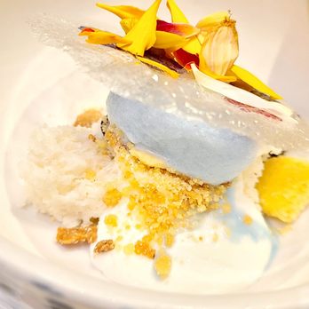 ABaC Restaurante - Frosted tile with fresh and dried flowers, yogurt textures, crumbled biscuit and violent icecream - Spanish Near Me - Barcelona, B