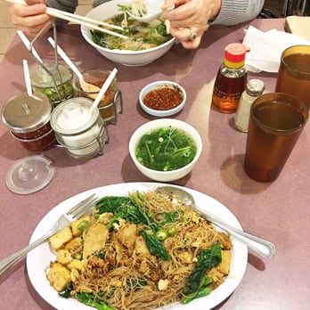 Siam Sunset - pad see ewh fried tofu and fish tofu with soup. delicious!!! - Thai Near Me - Los Angeles, California