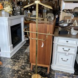Fresco Furnishings - Everyone needs a valet