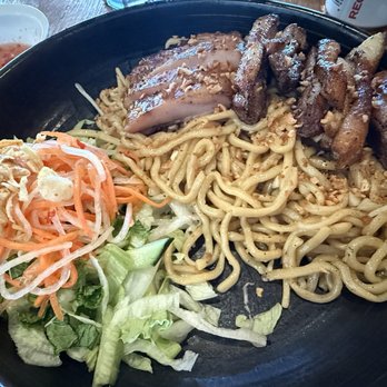 Que Viet - Photo 8: Garlic Noodles with Duck Breast and Grilled Pork - Vietnamese Near Me - San Francisco, California Que Viet - Photo 8: Garlic Noodles with Duck Breast and Grilled Pork - Vietnamese Near Me - San Francisco, California