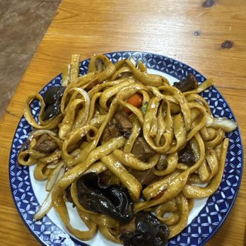 Xiang Xiang Noodle - E4. Tomato and Beef Sirloin Fried Noodle - Chinese Near Me - Sunnyvale, California Xiang Xiang Noodle - E4. Tomato and Beef Sirloin Fried Noodle - Chinese Near Me - Sunnyvale, California