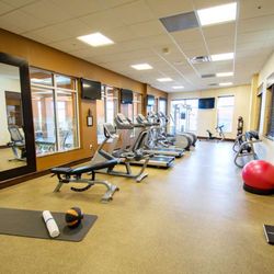 Holiday Inn Express & Suites Watertown-Thousand Islands - Health club fitness center gym