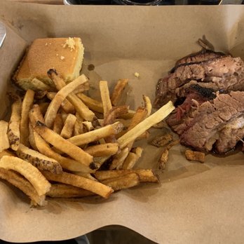 Mission BBQ - Brisket (moist) - Barbeque Near Me - Germantown, Maryland