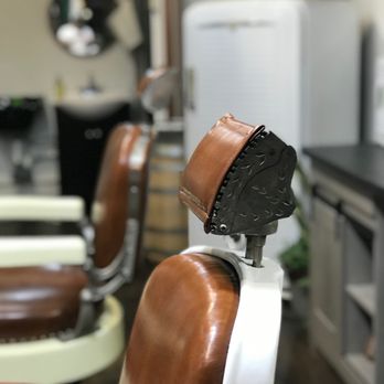 Commonwealth Barbershop - Appointments Encouraged. - Barbers Near Me - Chicago, Illinois