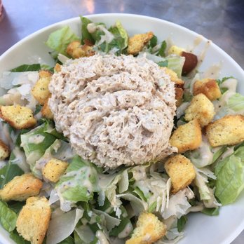 Reggie's Bistro - Very good Cesar salad with tuna - American Near Me - Los Angeles, California Reggie's Bistro - Very good Cesar salad with tuna - American Near Me - Los Angeles, California