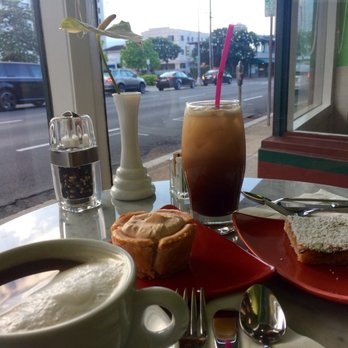 Raintree Bakery Coffeehouse - Guava cheesecake, lilikoi bar, Americanos - Bakeries Near Me - Honolulu, Hawaii