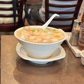 A Table Wayne's Kitchen - Asian Fusion Near Me - Manteca, California