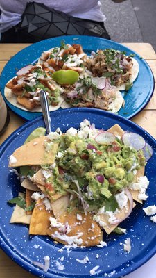 Los Güeros-Tacos in Paris from México by null