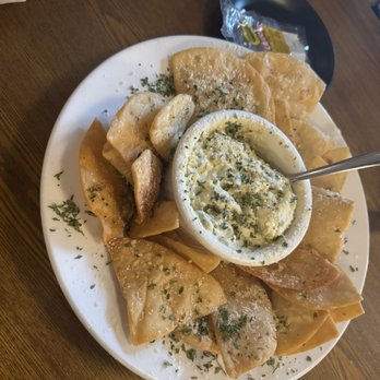 Luna Bar & Grill - Spinach & Artichoke Dip - Bars Near Me - Lake Charles, Louisiana Luna Bar & Grill - Spinach & Artichoke Dip - Bars Near Me - Lake Charles, Louisiana