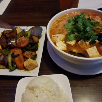 Sizzling Thai Kitchen - Thai Near Me - Downey, California