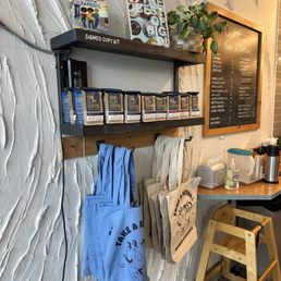 DETOUR DOUGHNUTS AND COFFEE - Updated July 2025 - 659 Photos