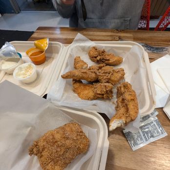 Kickin’ Fish and Chicken - snapper & chicken - Chicken Shop Near Me - Los Angeles, California Kickin’ Fish and Chicken - snapper & chicken - Chicken Shop Near Me - Los Angeles, California