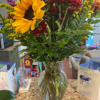 Albert's Flowers - Nurseries & Gardening Near Me - Huntsville, Alabama Albert's Flowers - Nurseries & Gardening Near Me - Huntsville, Alabama