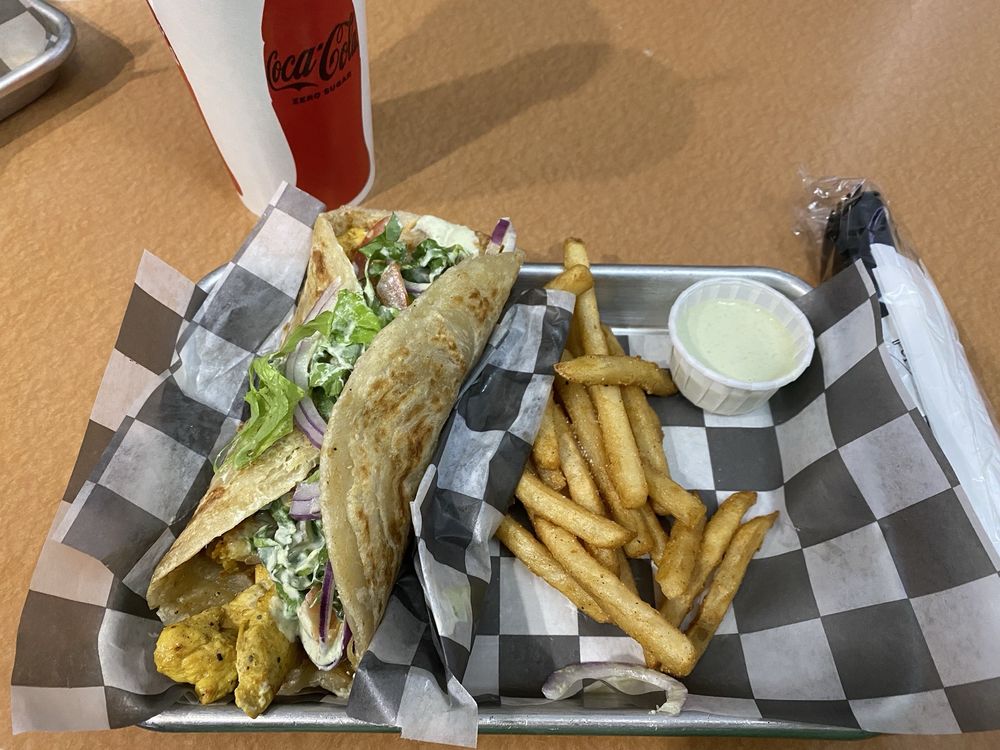 Aroma Sports Bar and Grill Image
