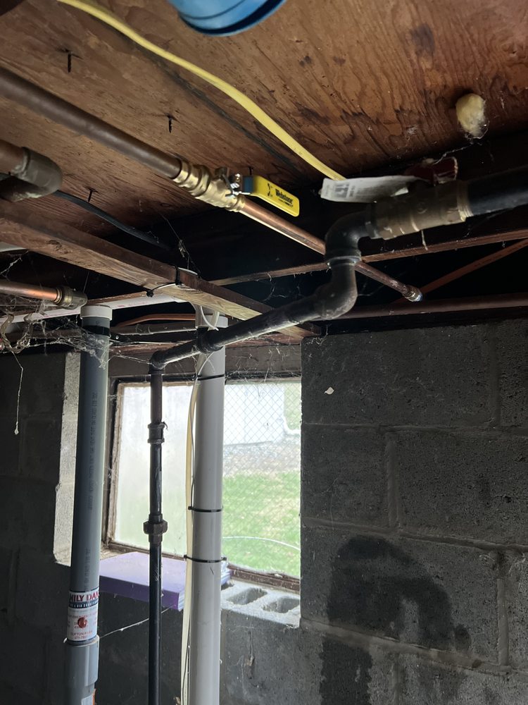 Slide of M&R Plumbing Service