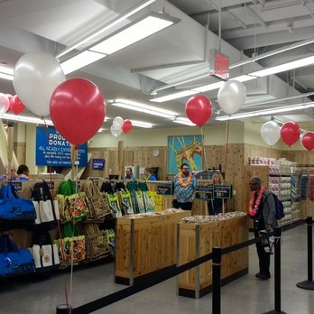 Trader Joe's - Balloons and party! - Grocery Near Me - Brooklyn, New York Trader Joe's - Balloons and party! - Grocery Near Me - Brooklyn, New York