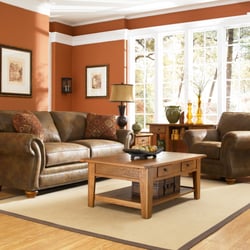 Koerner Furniture - Broyhill Sofa Set