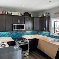 Andrews Flooring - Tile backsplash