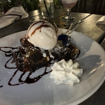 Elijah's Restaurant - Elijah's brownie - Seafood Near Me - Wilmington, North Carolina Elijah's Restaurant - Elijah's brownie - Seafood Near Me - Wilmington, North Carolina