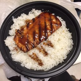 Do not let the photos fool you. The salmon was soooo small it was sad to not be able to fully enjoy it :(