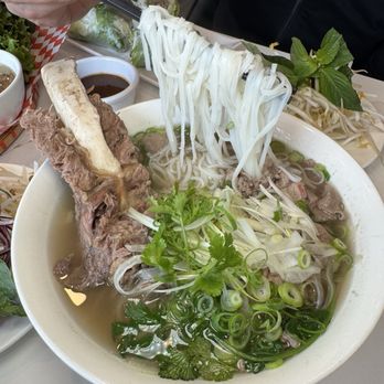 Pho Lan - House special bone-in beef rib Pho - Vietnamese Near Me - Vaughan, Ontario