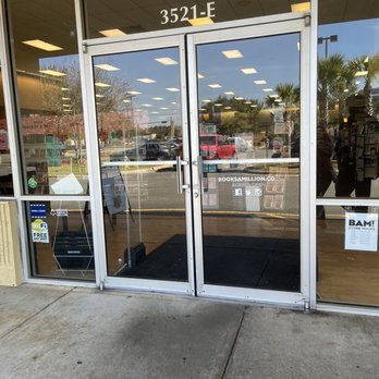 Books-A-Million - Entrance. - Bookstores Near Me - Tallahassee, Florida